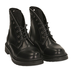 Botines con caña moldeada negros