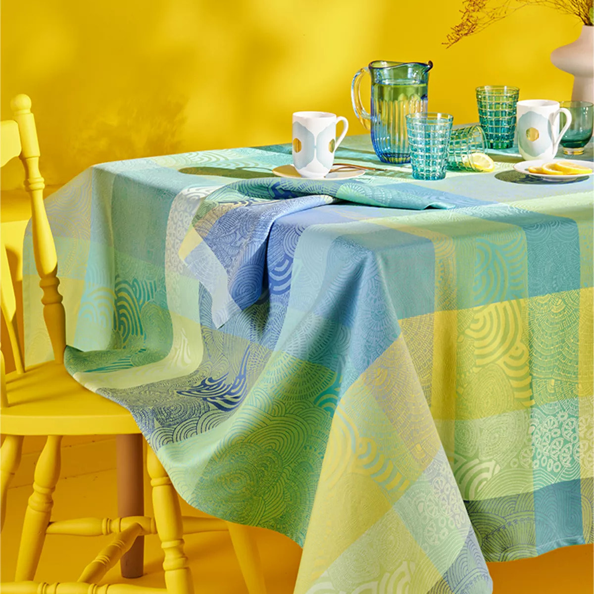 Nappe pur coton enduit motif jacquard bleu Mille rainures atoll