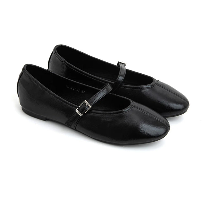 Ballerina classica in vernice con cinturino - NERO