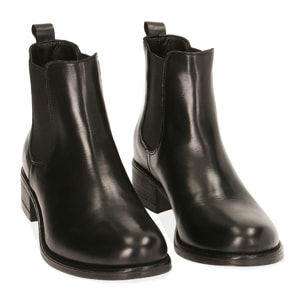 Chelsea boots neri in pelle, tacco 4 cm