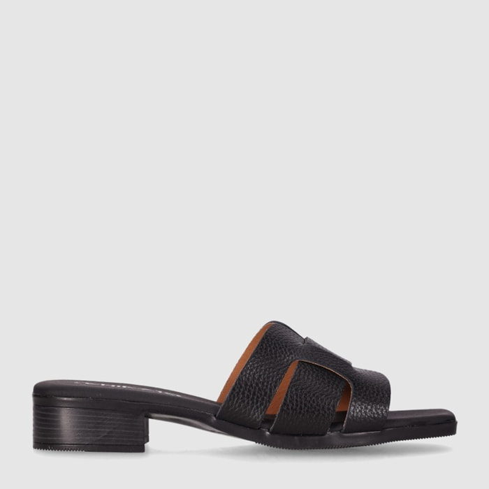 Sandalias de Piel - Negro - Tacón: 3 cm
