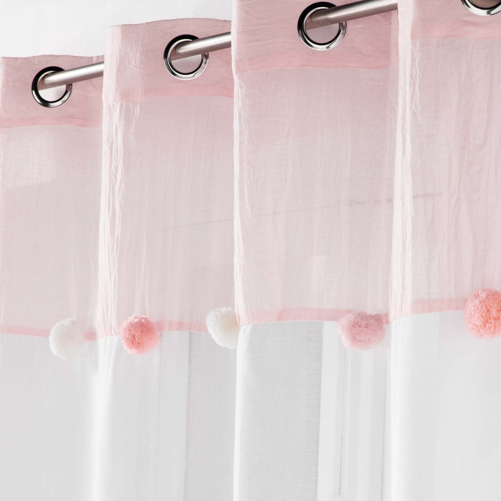 Voilage à pompons colorés - Rose Clair