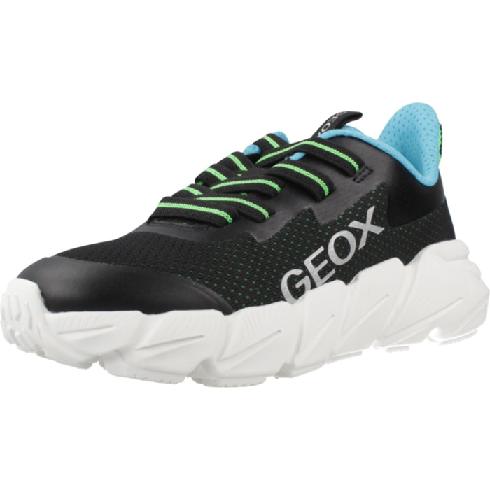 Zapatillas Niño de la marca GEOX  modelo J FLEXYPER FAST BOY NEGRO