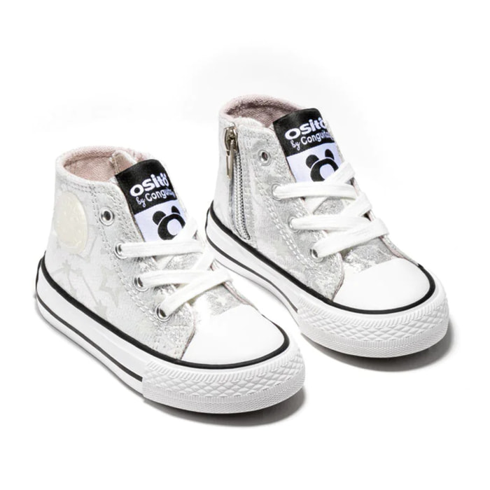 Sneakers alte per bambini con stelle argentate che si illuminano al buio