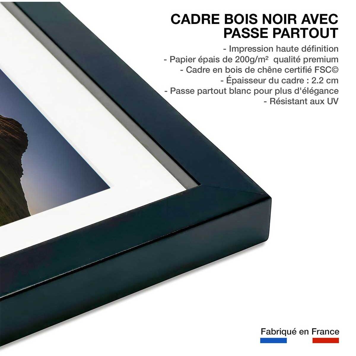 Affiche paysage cascade o - kirkjufell islande Affiche + cadre en bois - Noir