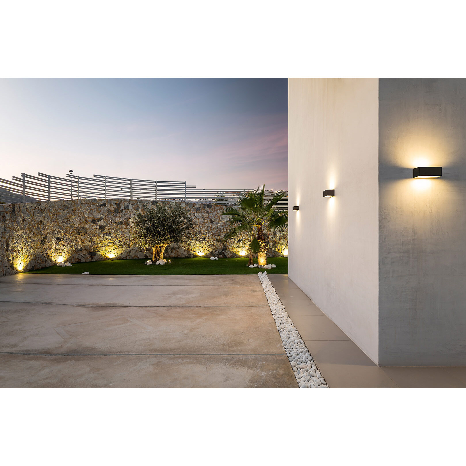 LEDS C4 Aplique Ip66 Nemesis Aluminium 70*170Mm R7S 100W Gris Urbano 1498Lm