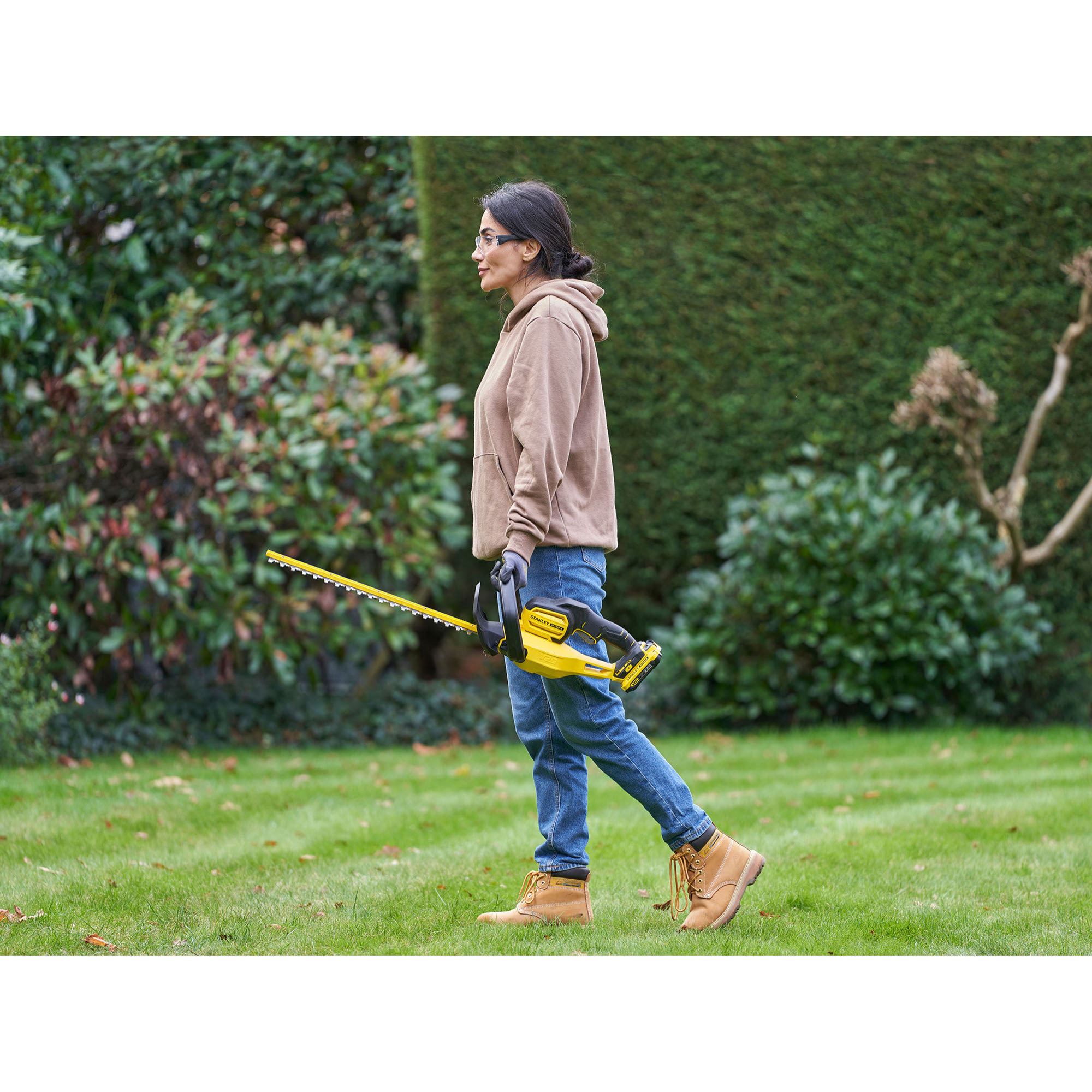 Taille-haies 50cm 18V Stanley FatMax V20 - 1 batterie 2Ah + chargeur 1,25A