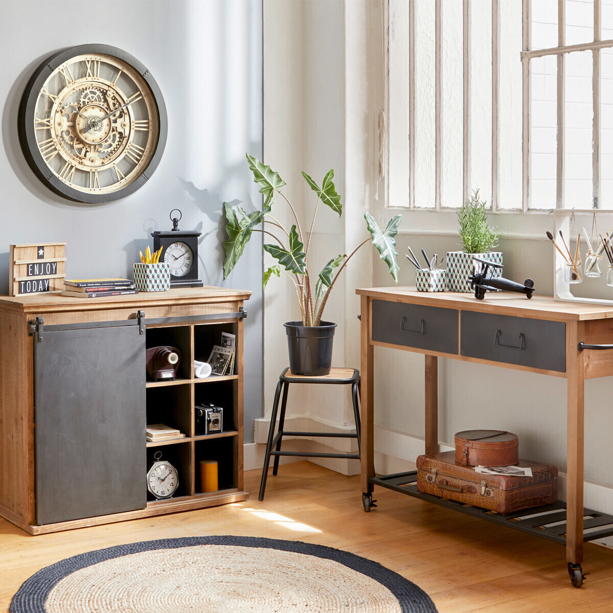 Tapis en jute bord noir D120 cm