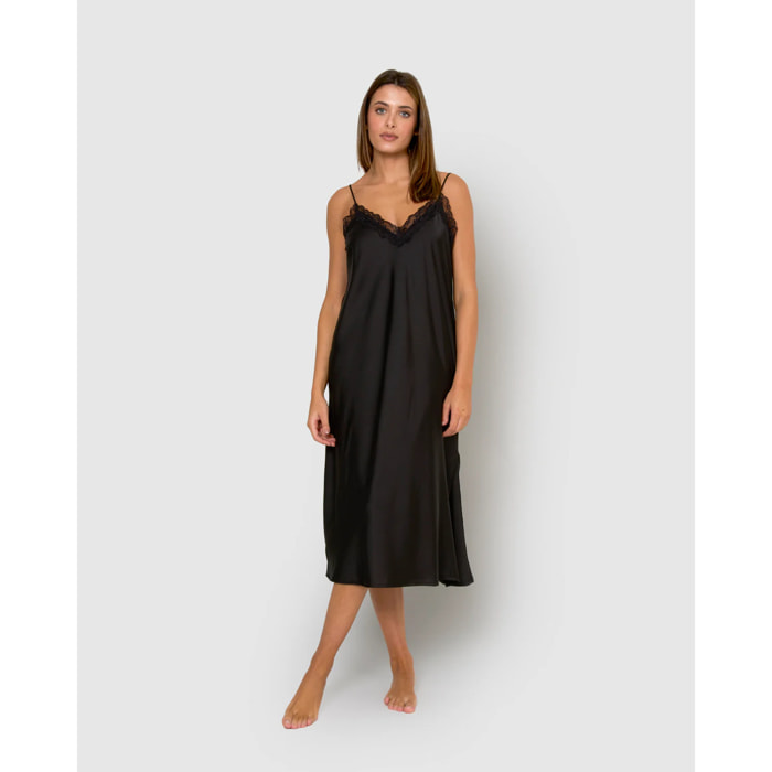 Camisón midi satén negro