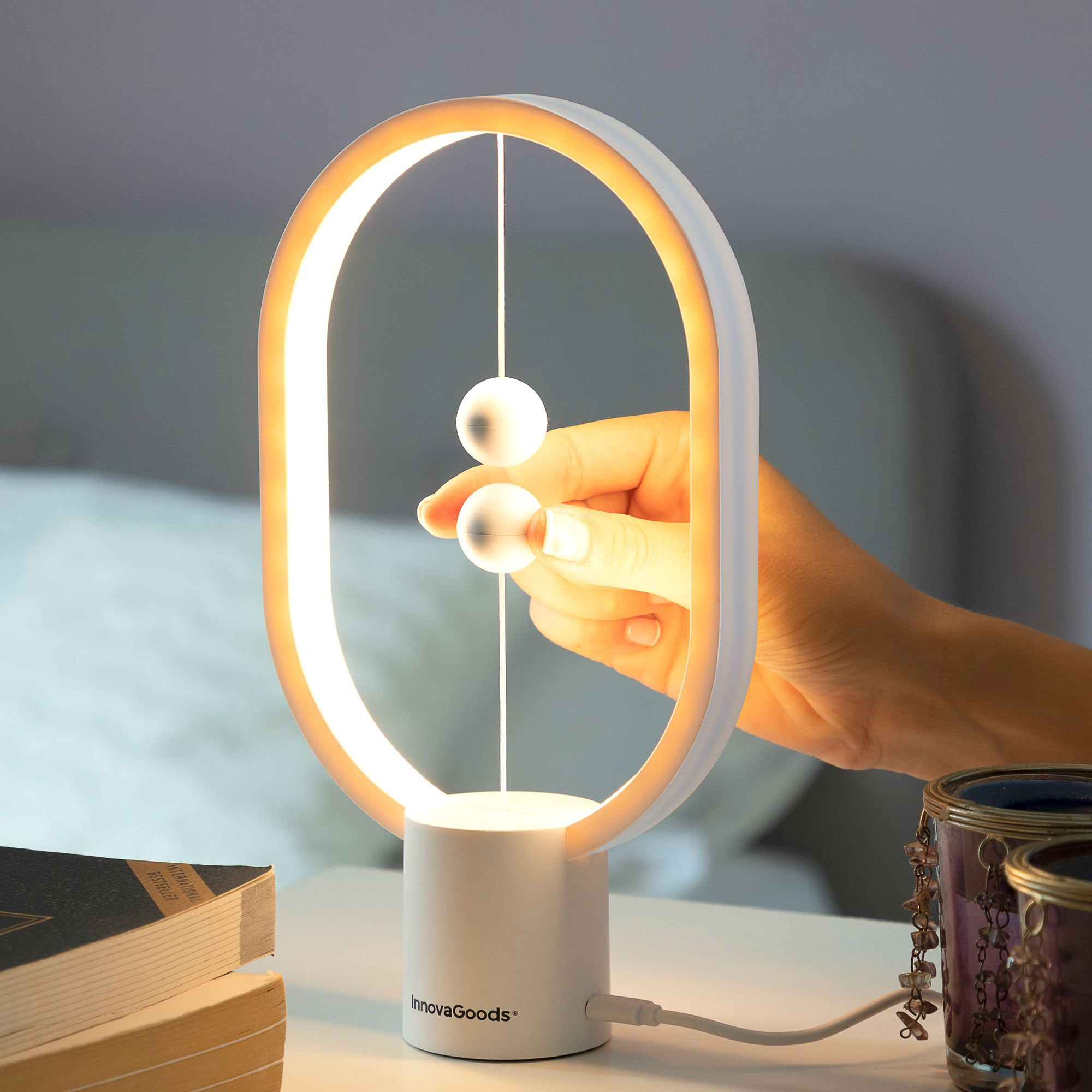 Lampada equilibrio con interruttore magnetico Magilum InnovaGoods - bianco - 14x24,8x5,5 cm