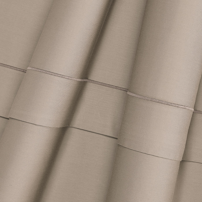 Trapuntino estivo trapuntato taupe in raso 100% cotone imbottitura poliestere