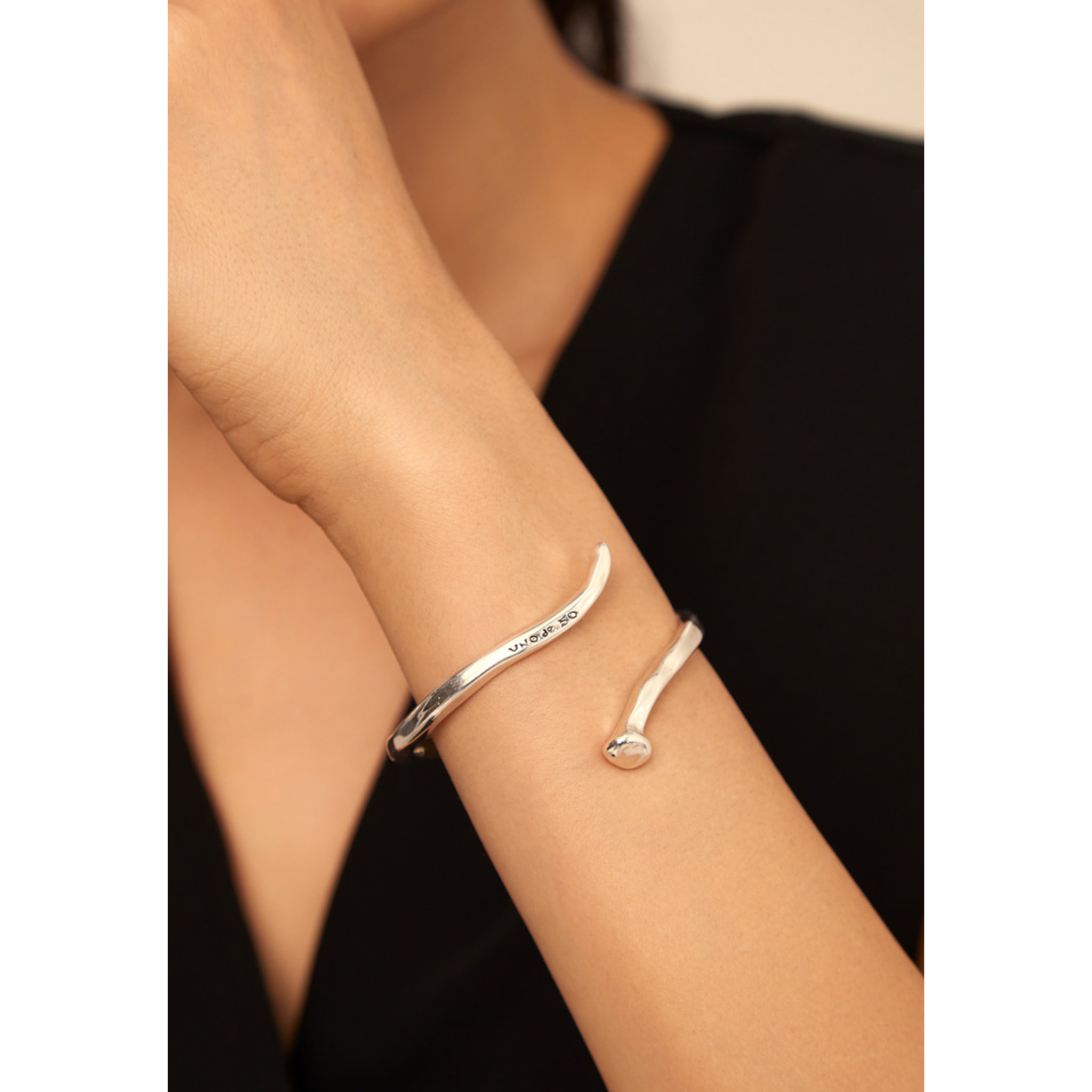 Pulsera B12 PLATEADO M