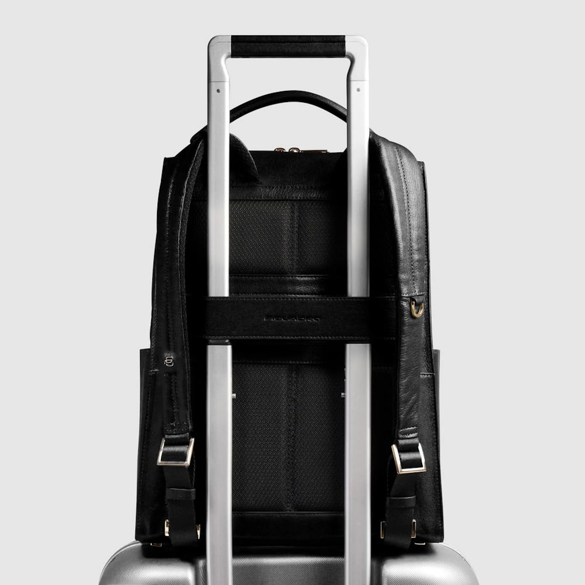 Piquadro Zaino porta pc e porta iPad® con protezioni antiurto e RFID