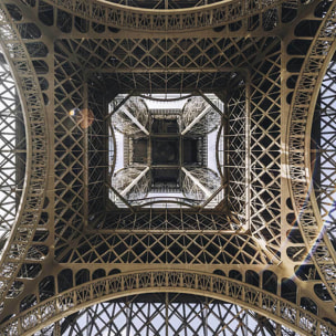 Affiche photo eiffel et son fer Affiche sous cadre bois