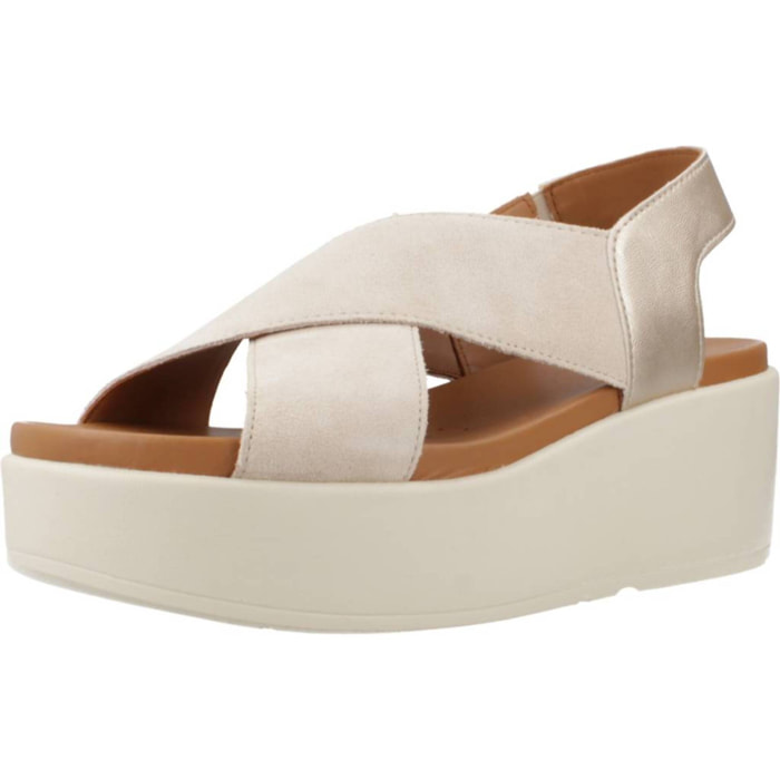 Sandalias Mujer de la marca GEOX  modelo D XAND 2.2S B Beige