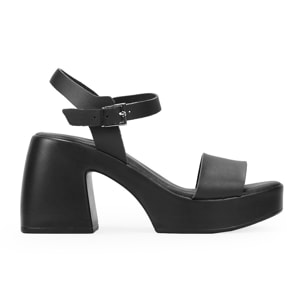 Sandalias de piel negras con tacón ancho