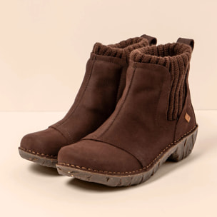 Botines NE23 PLEASANT BROWN/ YGGDRASIL color Brown