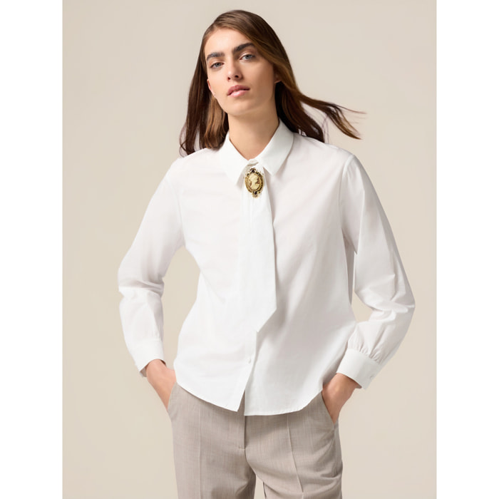 Oltre - Camicia con cammeo decorativo - Bianco