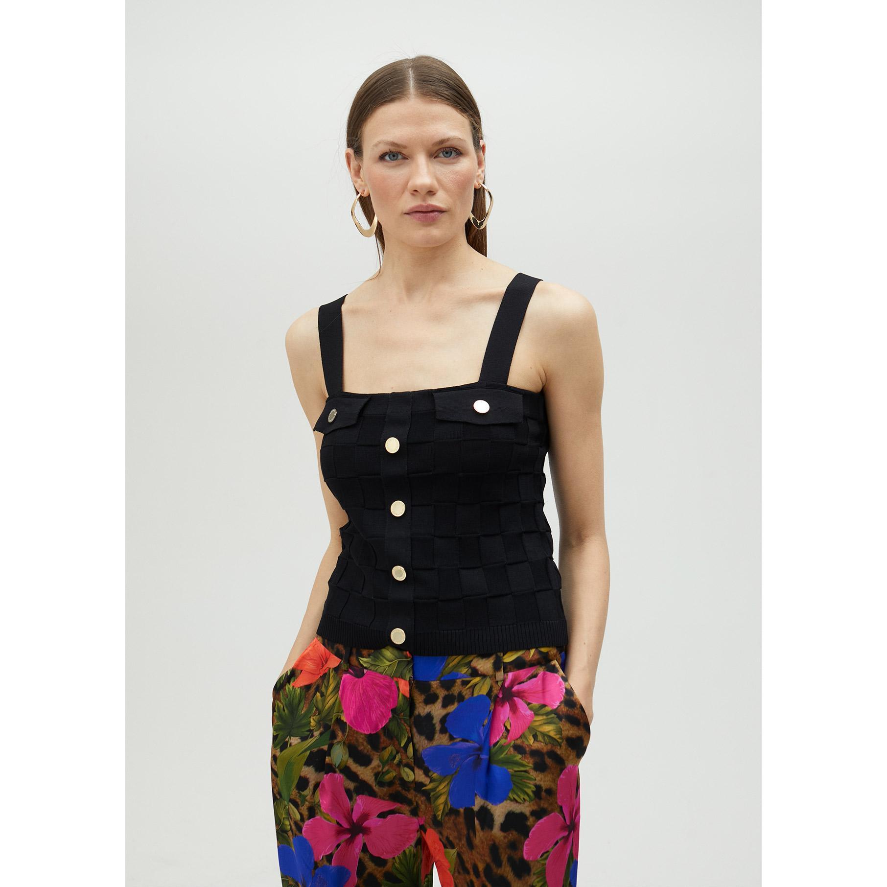 Top in maglia con bottoni