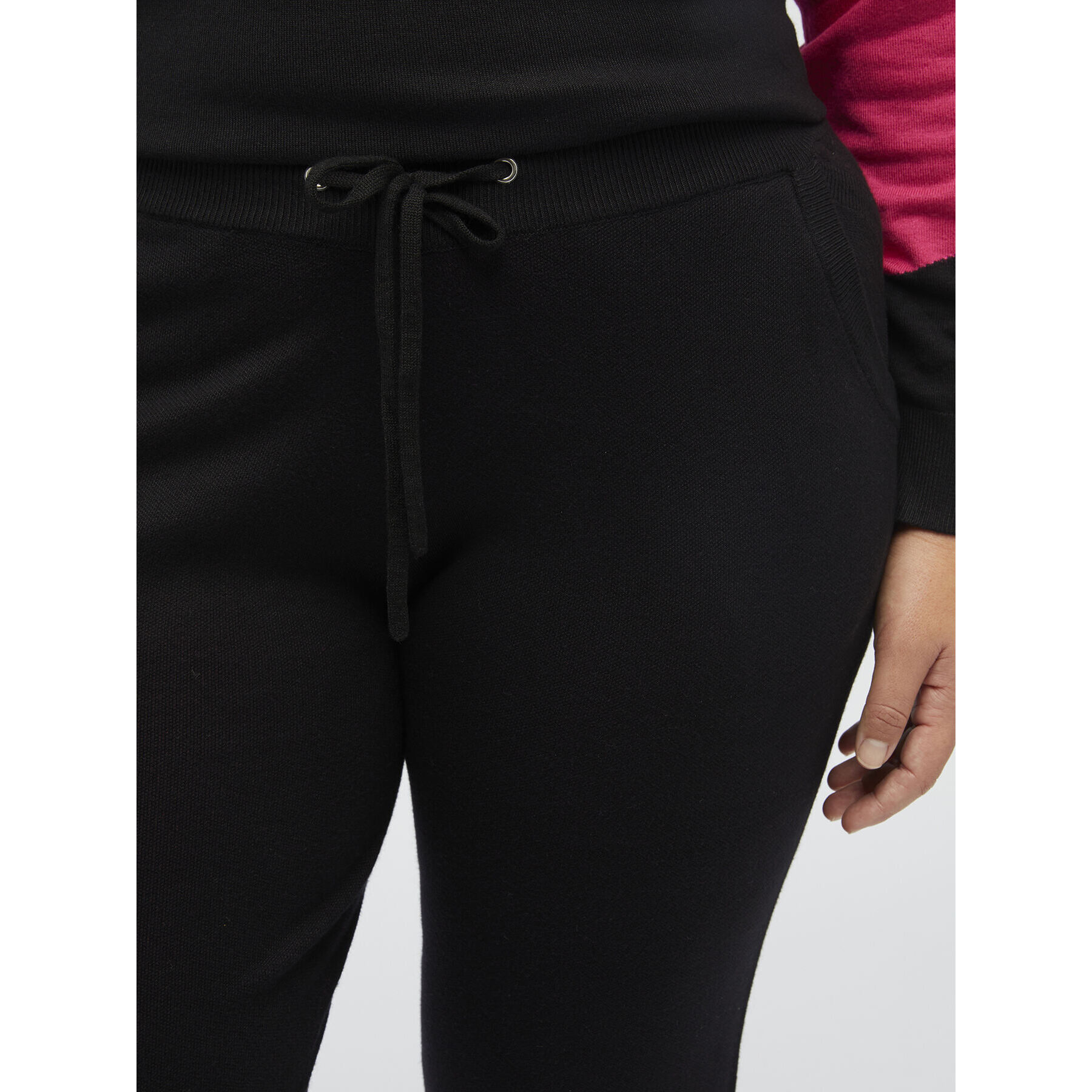 Fiorella Rubino - Pantalones joggers de viscosa LENZING™ ECOVERO™ - Negro