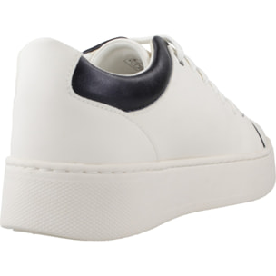 Sneakers de  Mujer de la marca GEOX  modelo D SKYELY White