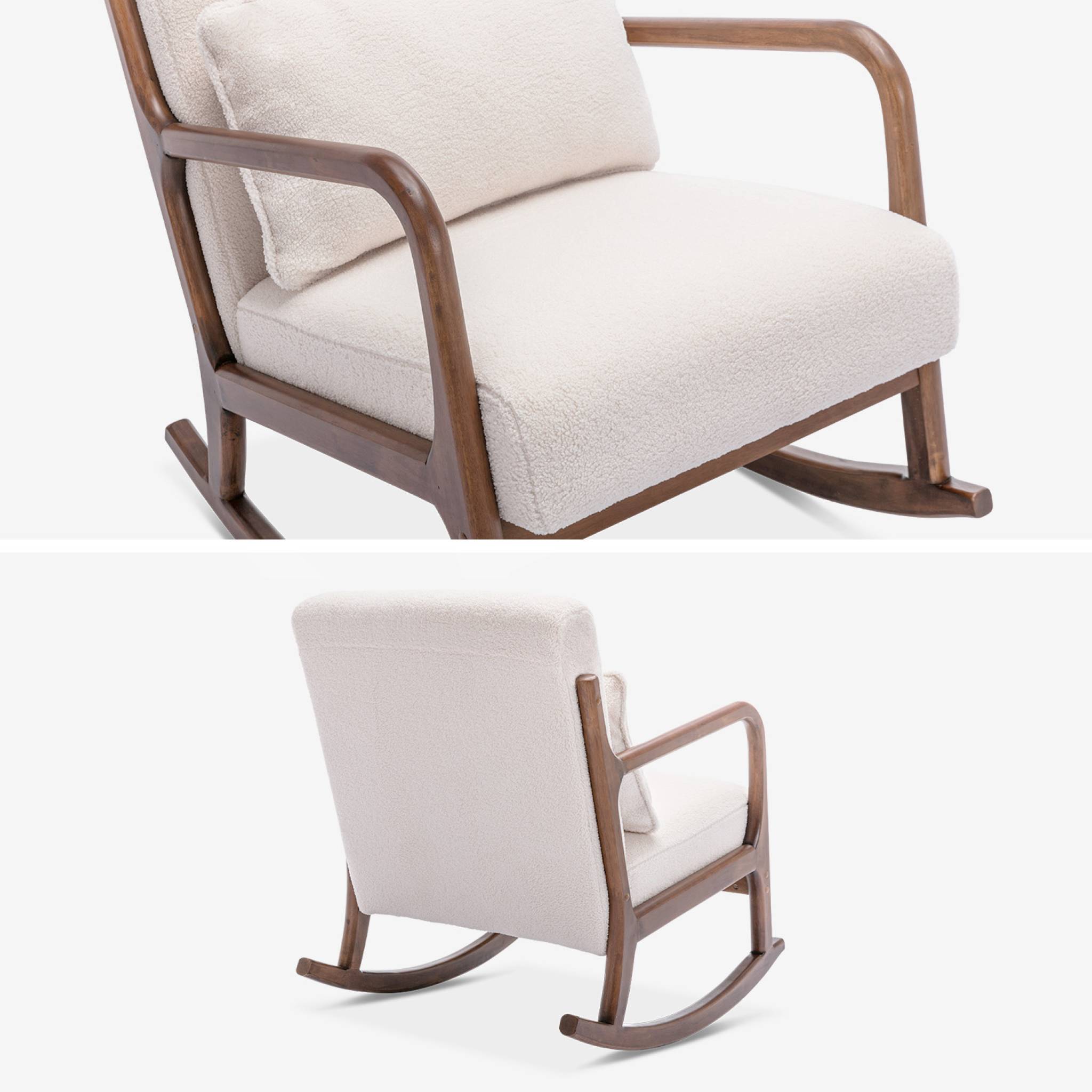 Fauteuil à bascule design en bois et tissu. bouclettes blanches. structure hévéa teinté noyer foncé
