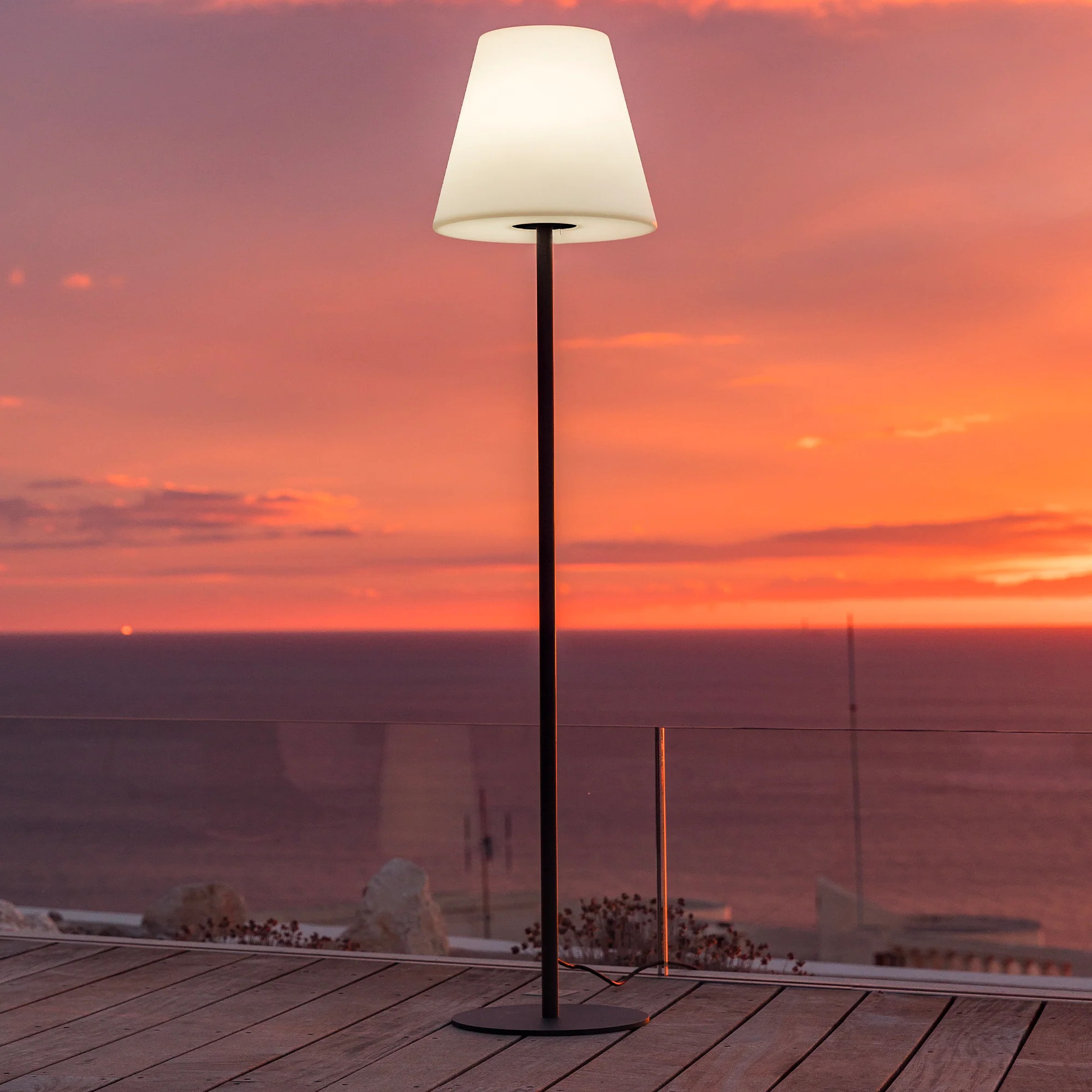 Lampadaire secteur STANDY E27 H150CM