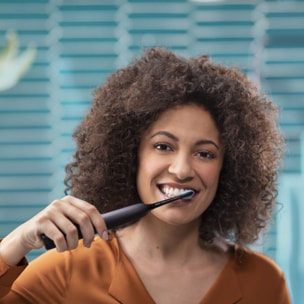 Brosse à dents électrique PHILIPS Sonicare Diamondclean 9000 HX9913/18