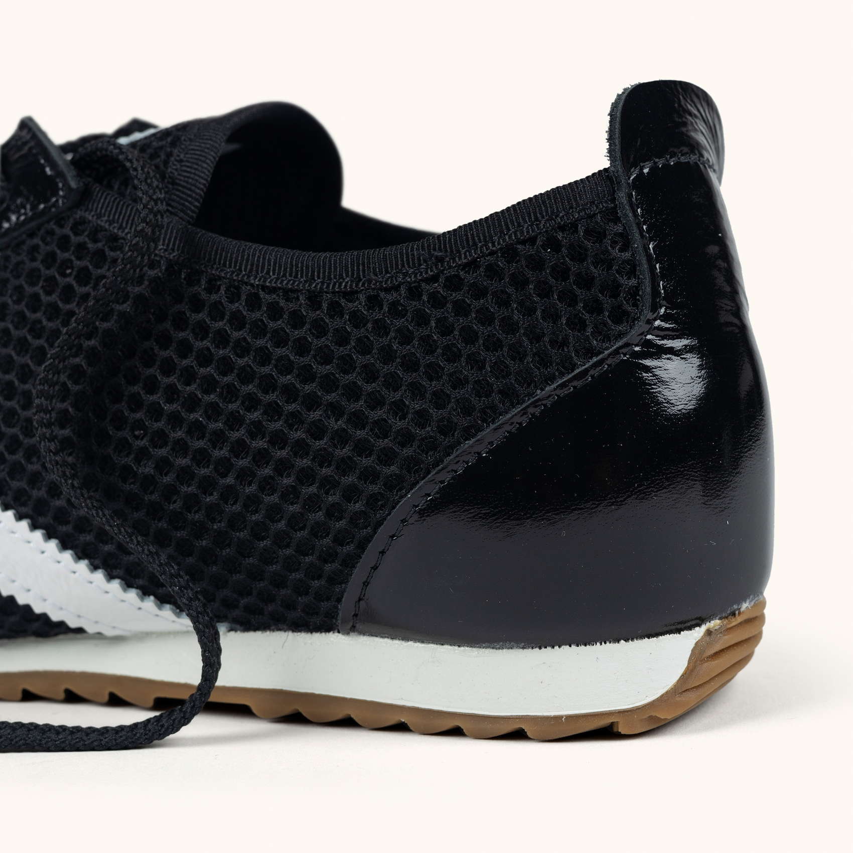 Zapatilla de Malla Técnica y Piel Estilo Retro MUNICH OSAKA 584