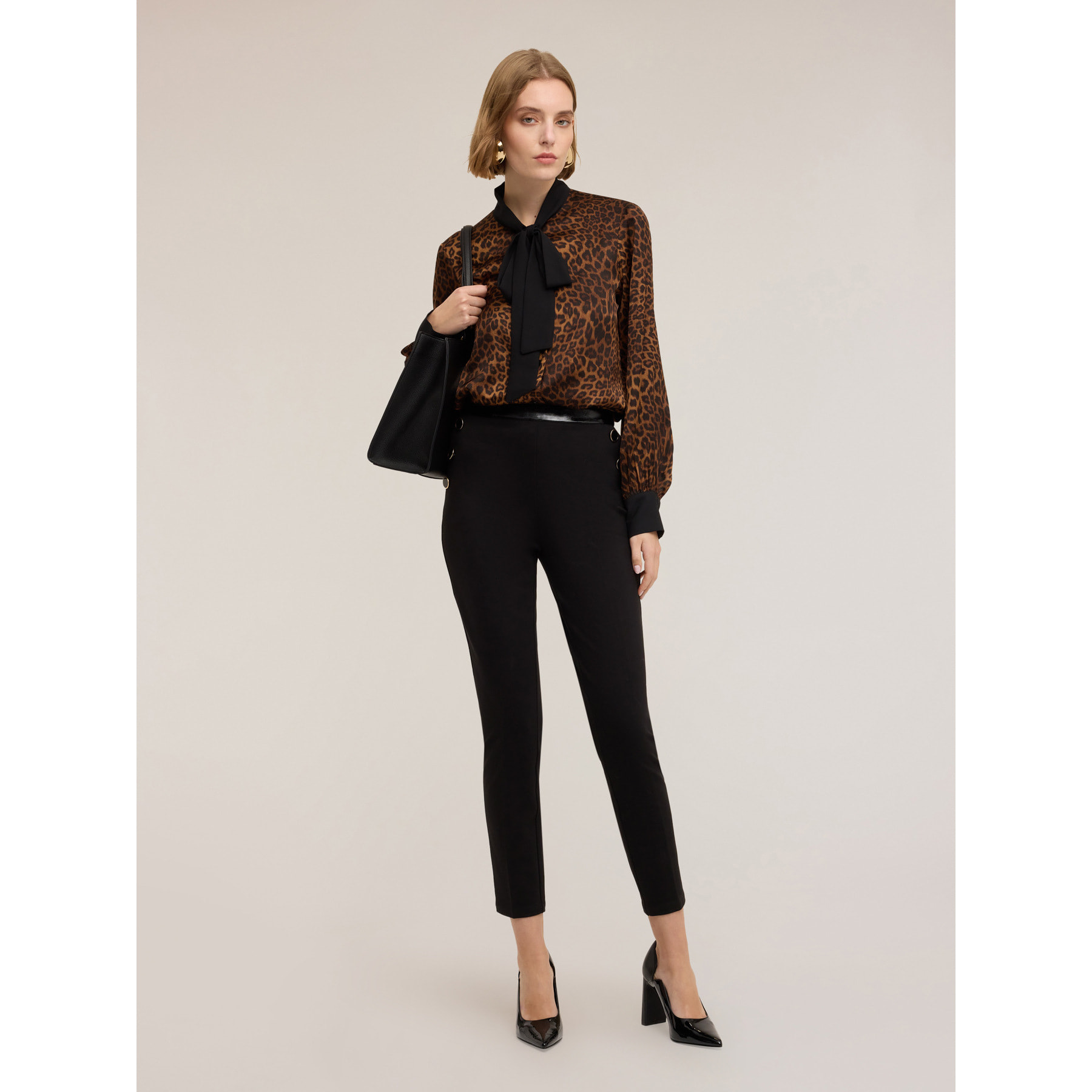 Motivi - Camicia in raso fantasia animalier - Marrone