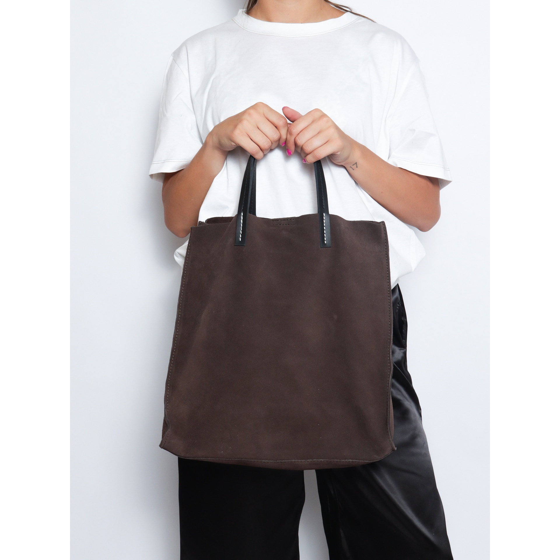 Borsa a mano da donna Made in Italy - Modello Novara Lux - Pelle Scamosciata - 34.5 x 32.0 x 17.0 cm