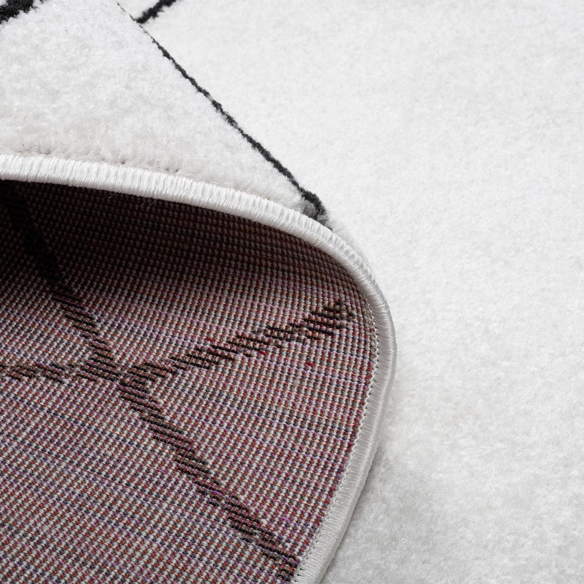 Tapis berbère tissé motifs tribaux DIHO