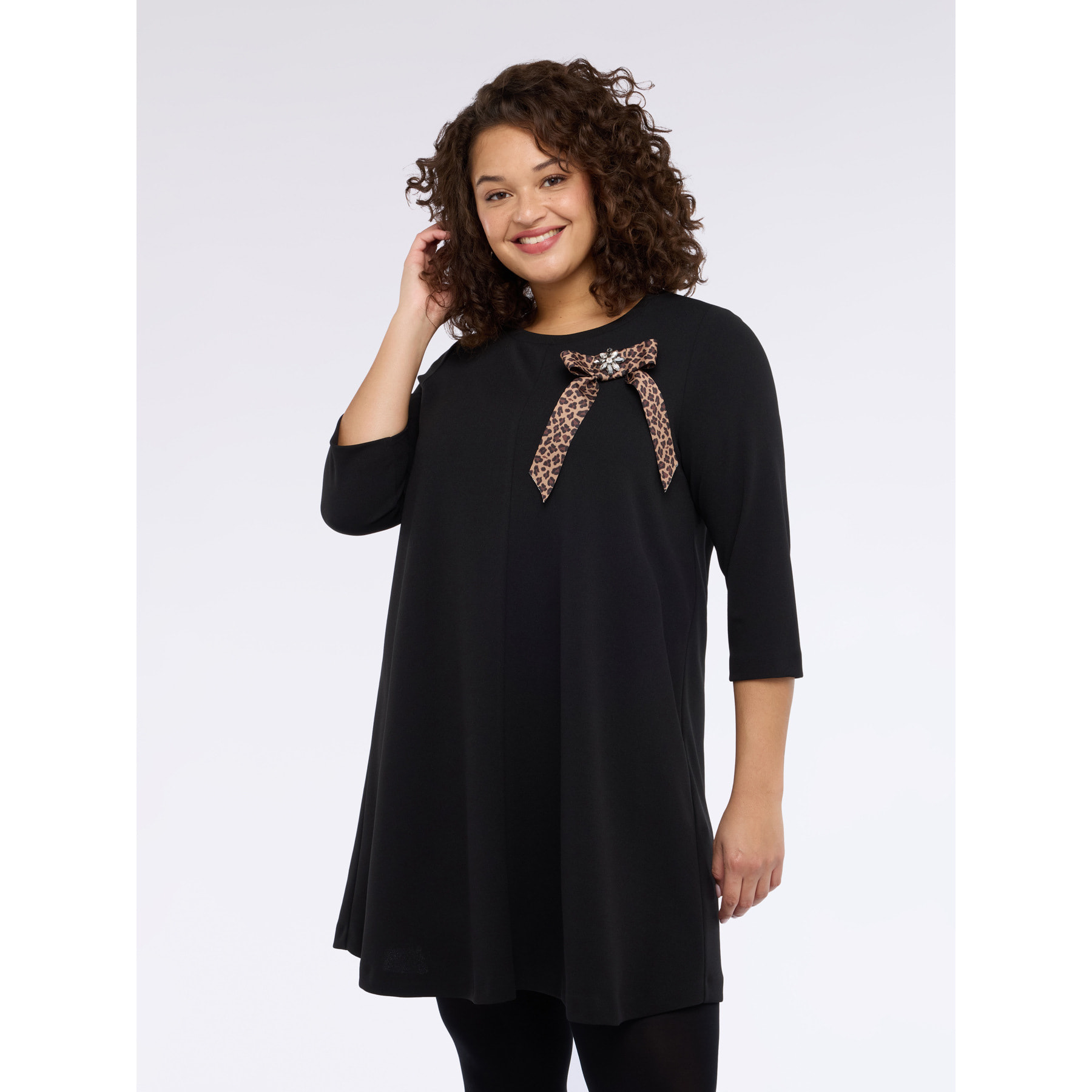 Fiorella Rubino - Vestito corto con fiocco maculato - Nero