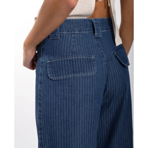 Jeans de mujer de campana con rayas diplomáticas