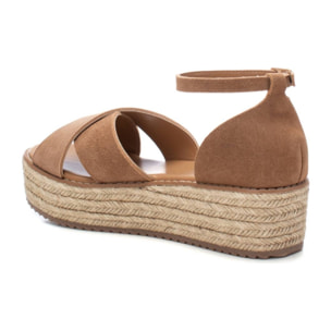 Sandalia de piel camel