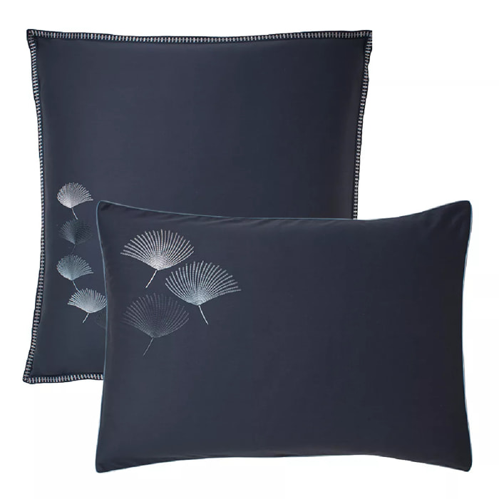 Taie d'oreiller satin de coton brodé bleu Pistil bleu nuit