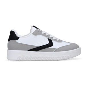 Zapatillas deportivas blancas con cordones
