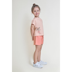 Conjunto de camiseta con dibujo de muñeca y texto decorativo con shorts lisos a juego | Color: Salmón | Street Monkey