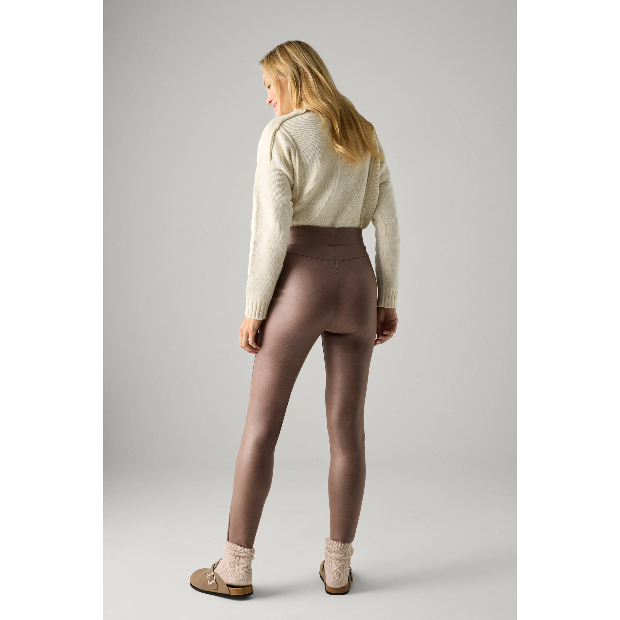 Leggings da donna con effetto metallizzato.