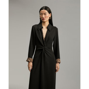 Abito lungo in crêpe annodato