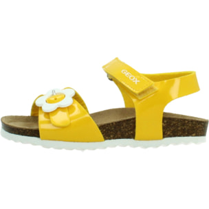 Sandalias Niña de la marca GEOX  modelo B VERRED AMARILLO