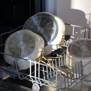 Batterie de cuisine en aluminium recyclé en forme de fleurs DAHLIA