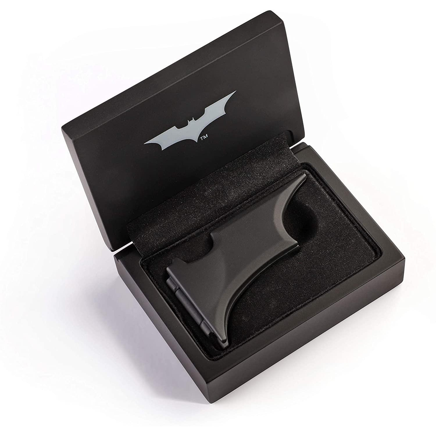 Batman Batarang Fermasoldi Pieghevole con Clip Nero Noble Collection