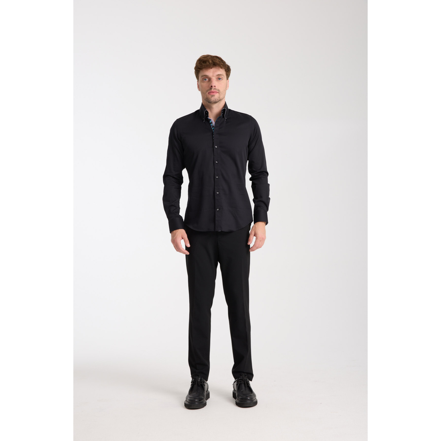 Camicia Uomo 2 Bottoni Button Down Slim Satin Unito Nero