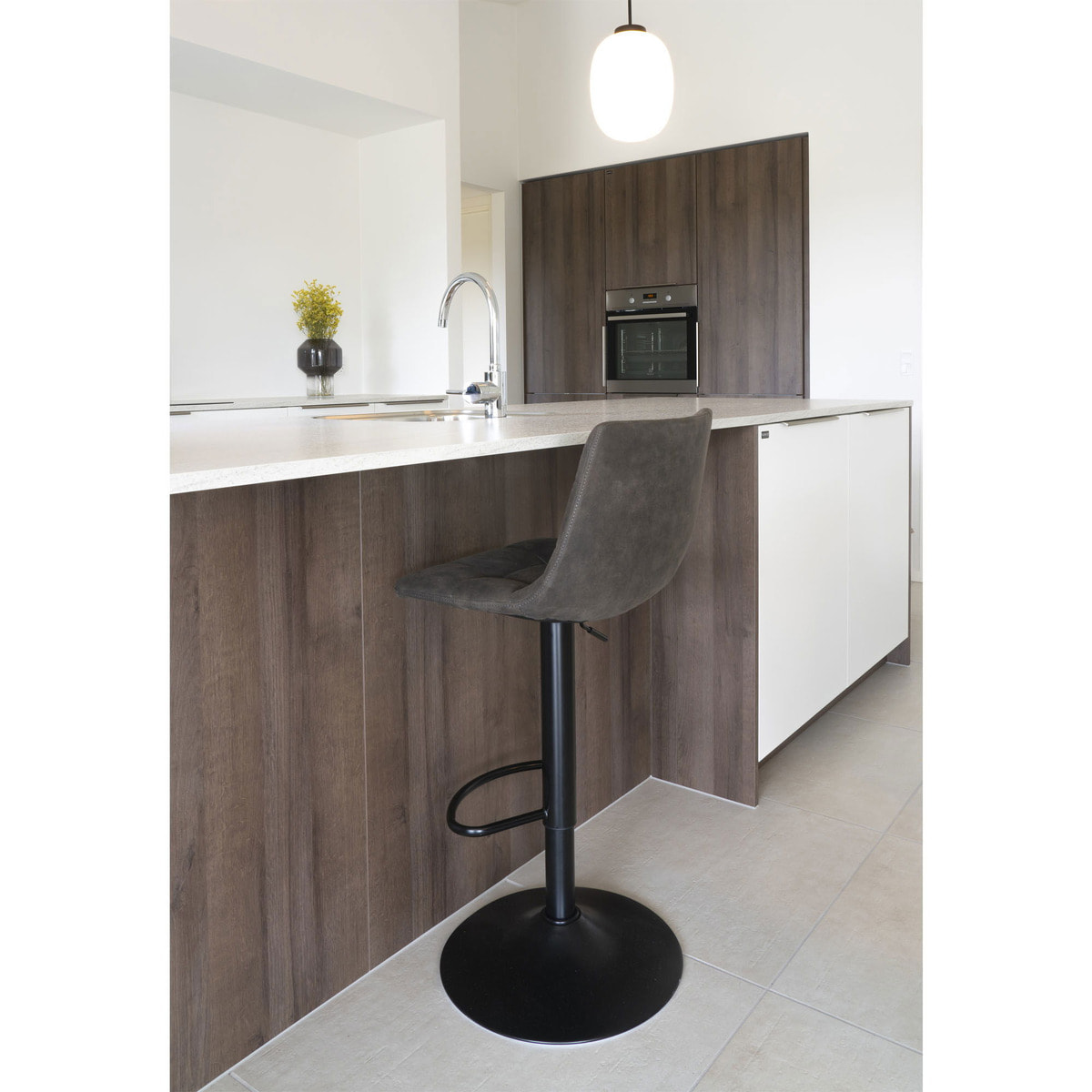 Set 2 sgabelli da bar Middelfart in microfibra grigio scuro con base nera