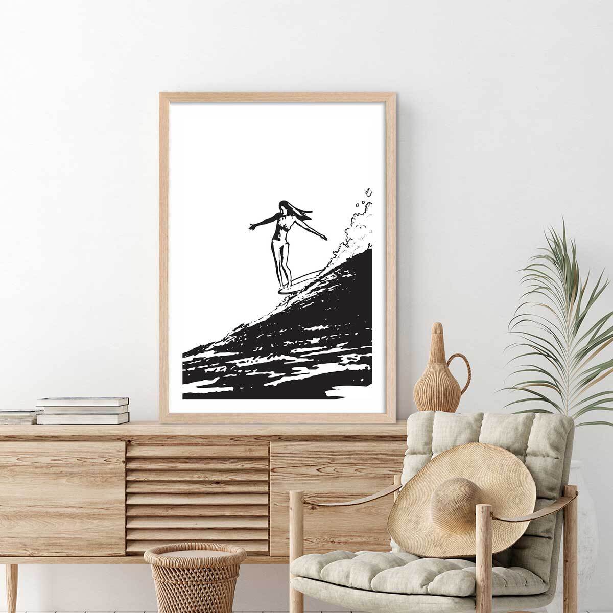 Poster surfeuse longboard Affiche + cadre en bois - Chêne
