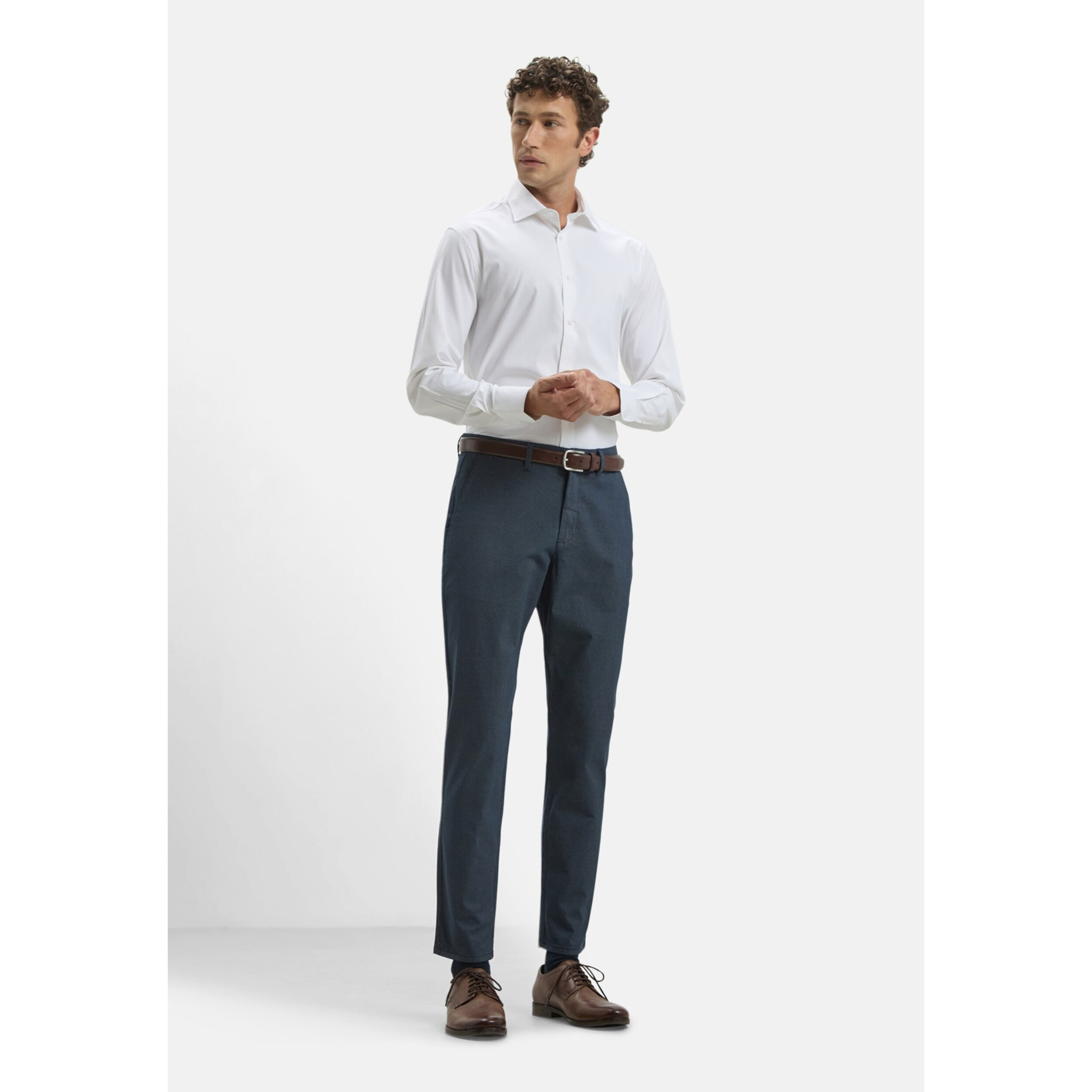 Pantaloni chino microfantasia