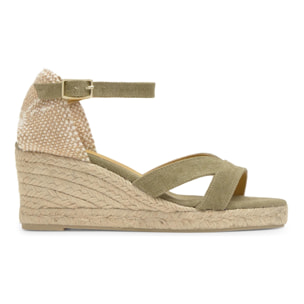 Sandalia Bruna cuña de yute con escote en v y pulsera