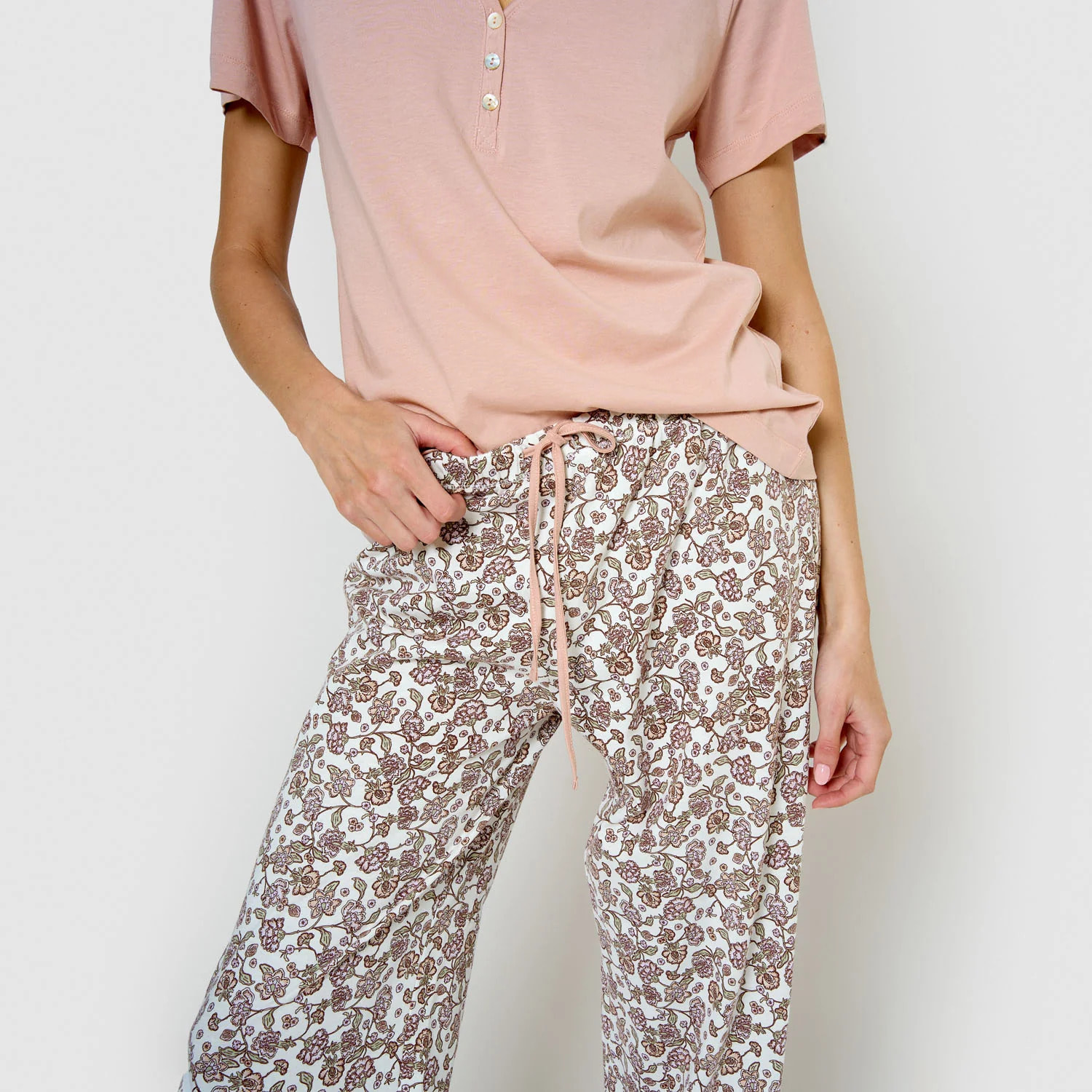 Pijama largo algodón manga corta con escote pico meghan rosa palo