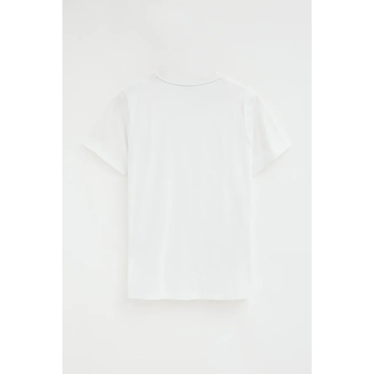 Camiseta blanca con bolsillo y logo Rigby Go